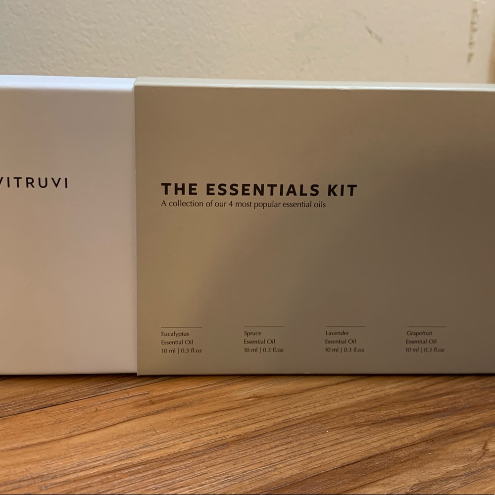 Essential Oil Kit - Picture 3 of 3